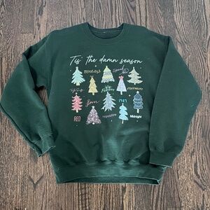 Taylor Swift Holiday Sweatshirt (M)